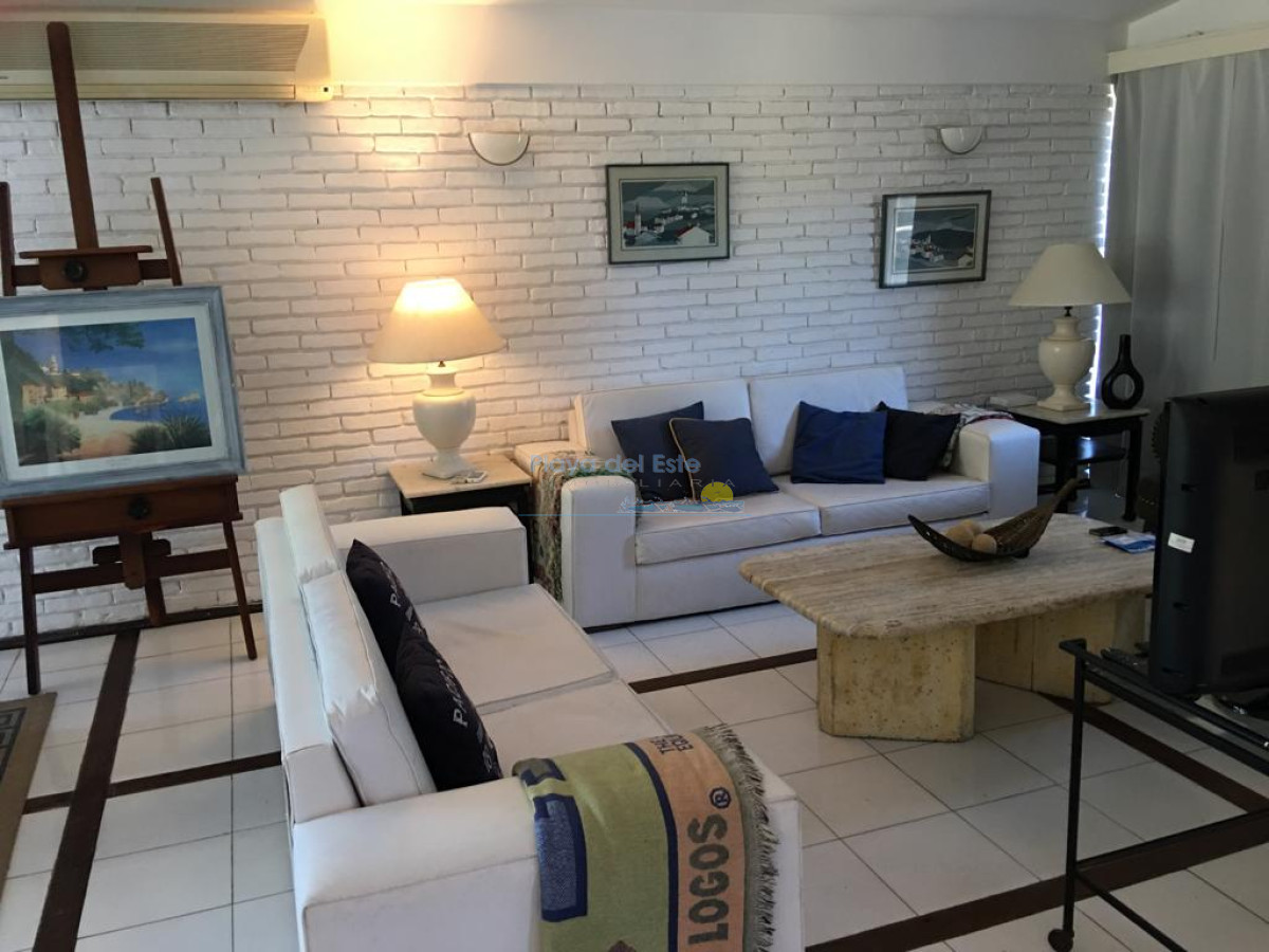 Brava - GoPunta - Portal Inmobiliario de Punta del Este - Maldonado