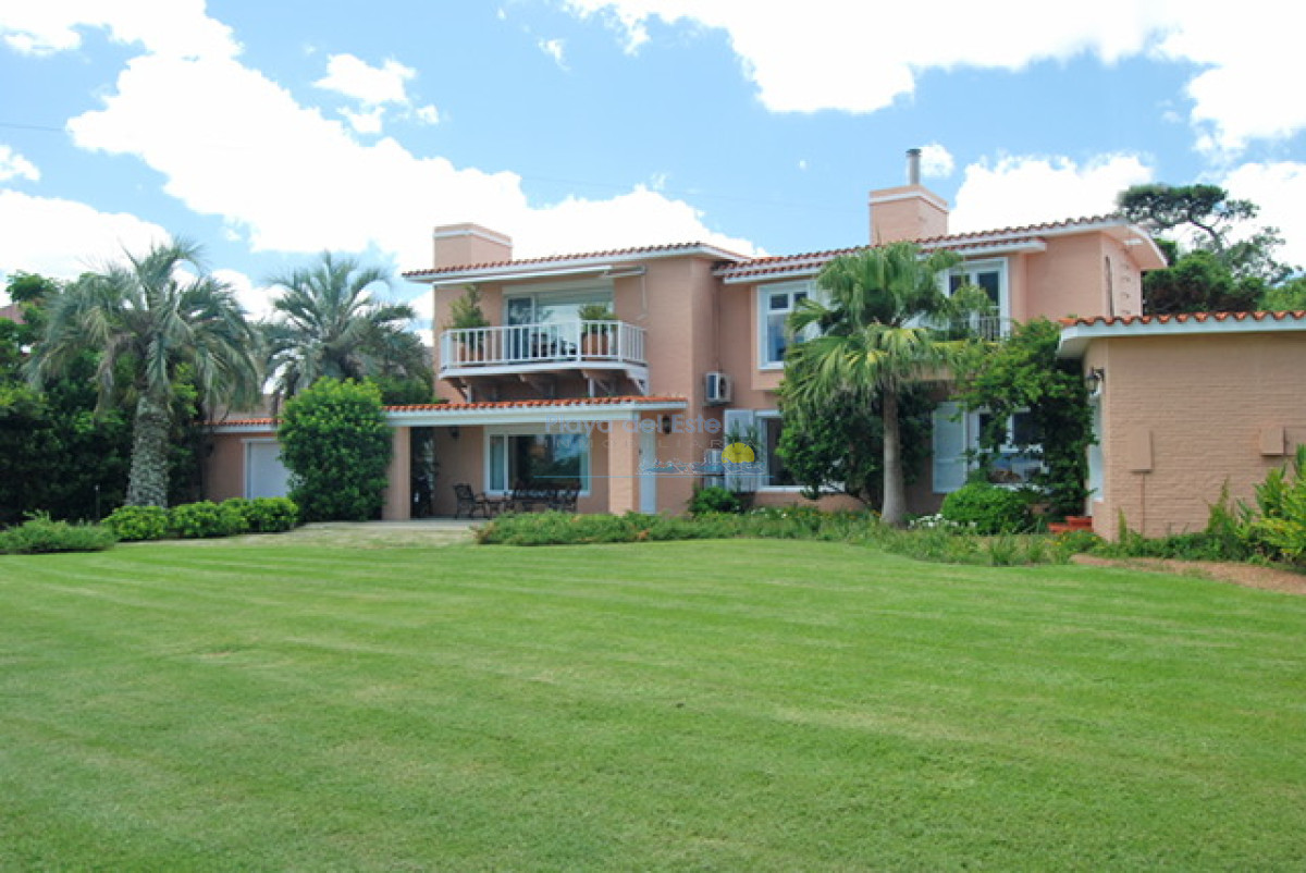 Mansa - GoPunta - Portal Inmobiliario de Punta del Este - Maldonado