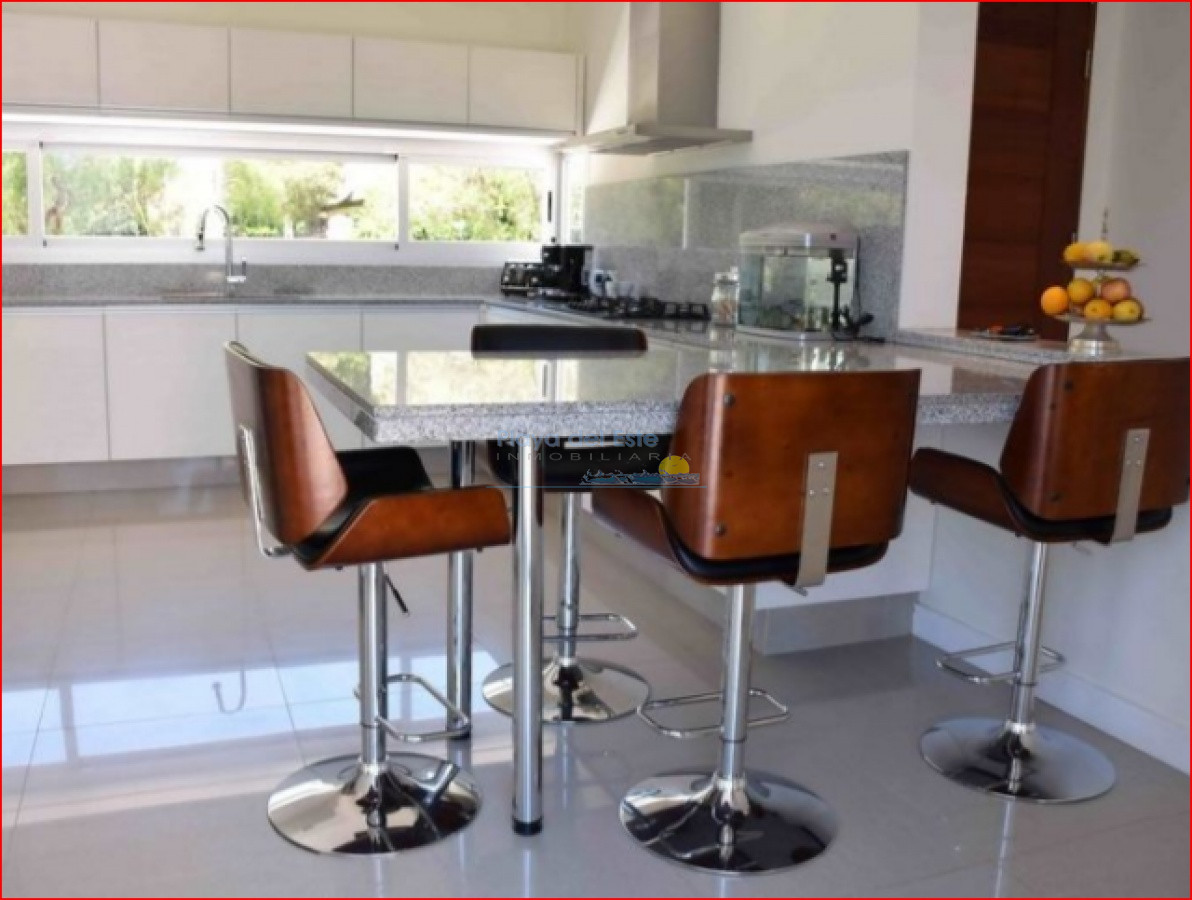 Beverly Hills - GoPunta - Portal Inmobiliario de Punta del Este - Maldonado