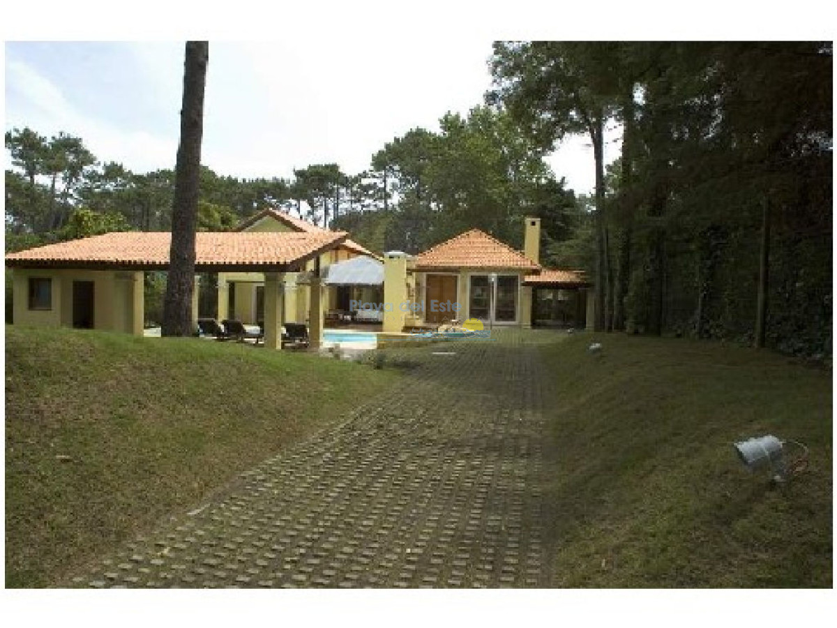 Golf - GoPunta - Portal Inmobiliario de Punta del Este - Maldonado