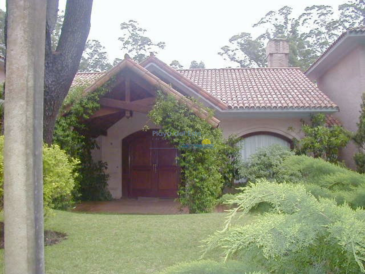 Golf - GoPunta - Portal Inmobiliario de Punta del Este - Maldonado