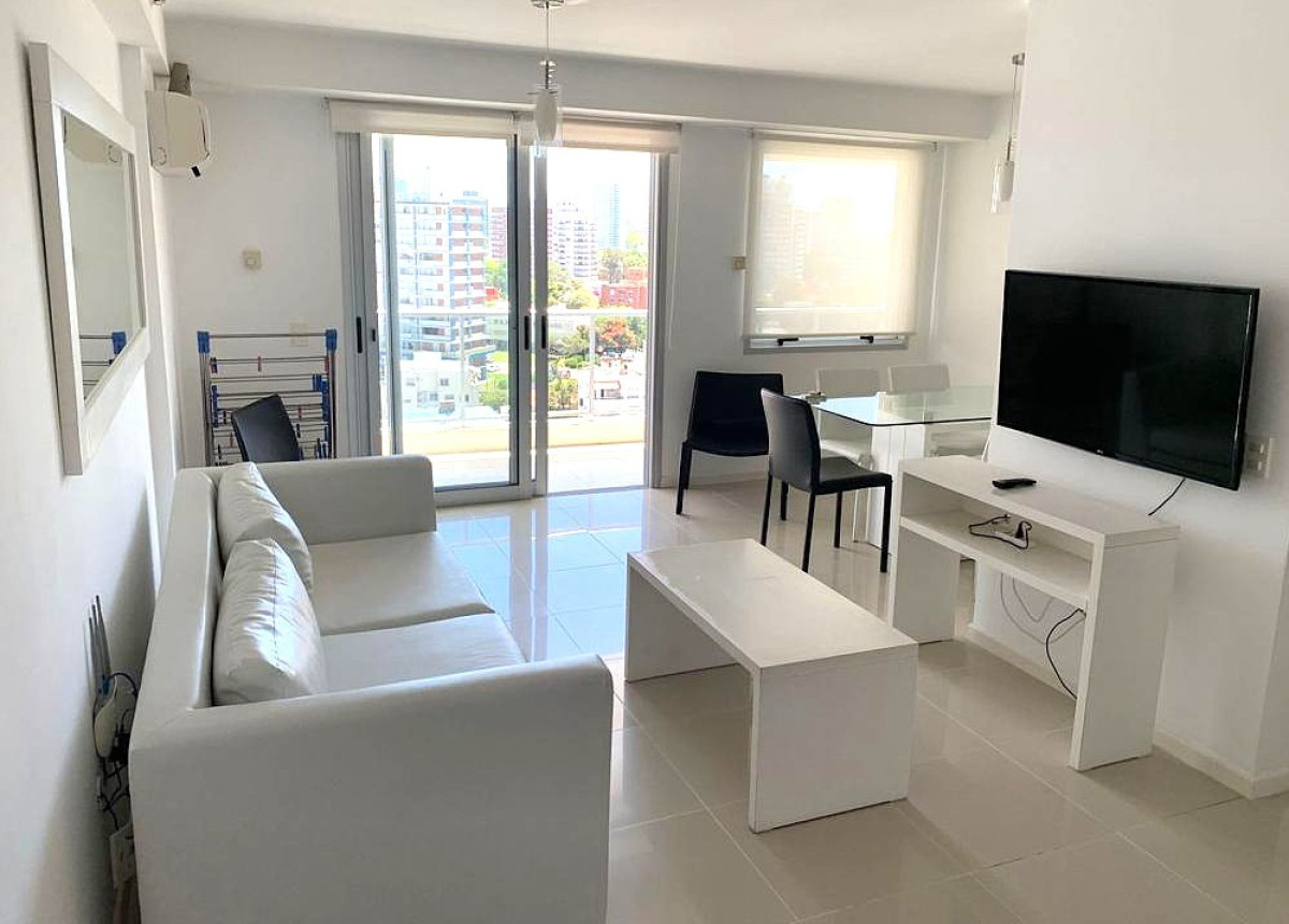 Imagen de Apartamento disponible en alquiler anual!!