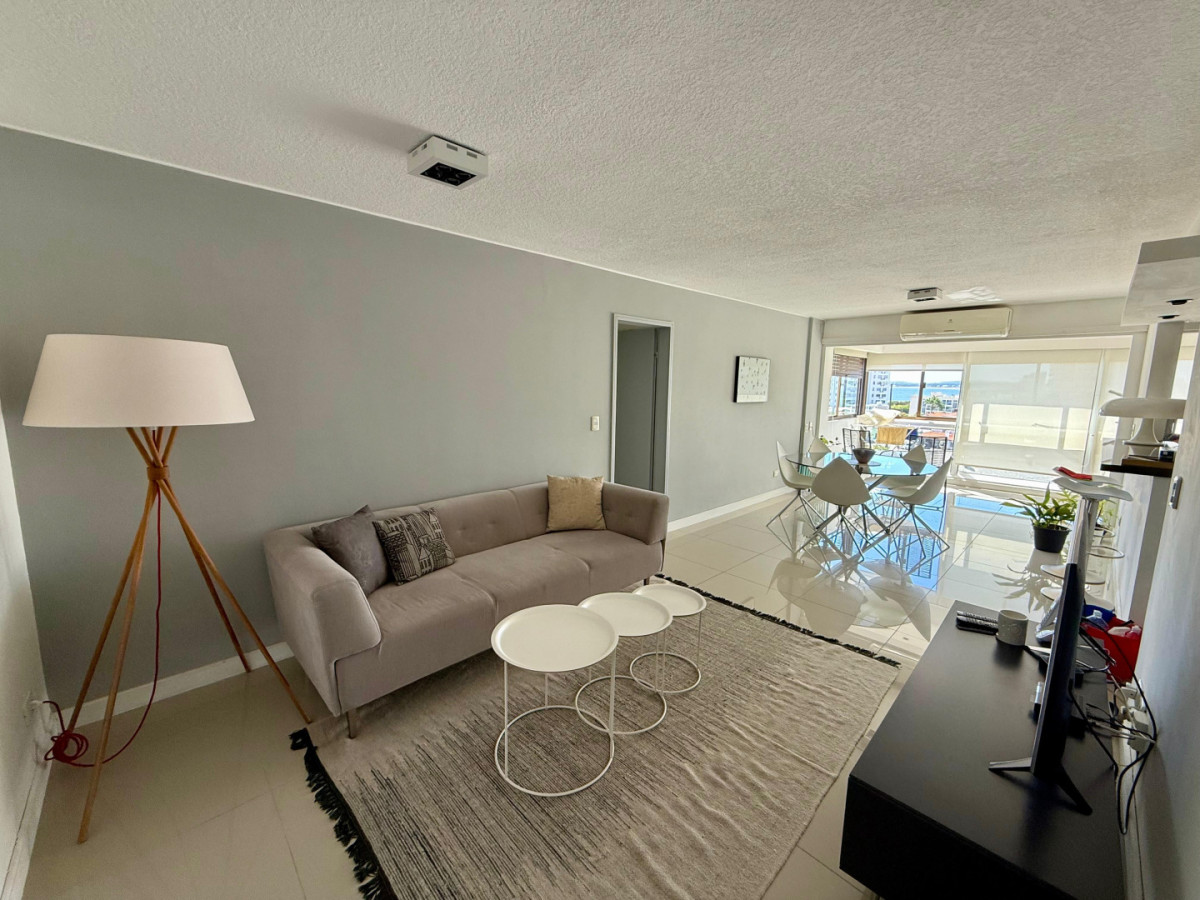 Imagen de Apartamento reciclado frente al Mar en Playa Brava - Punta del Este