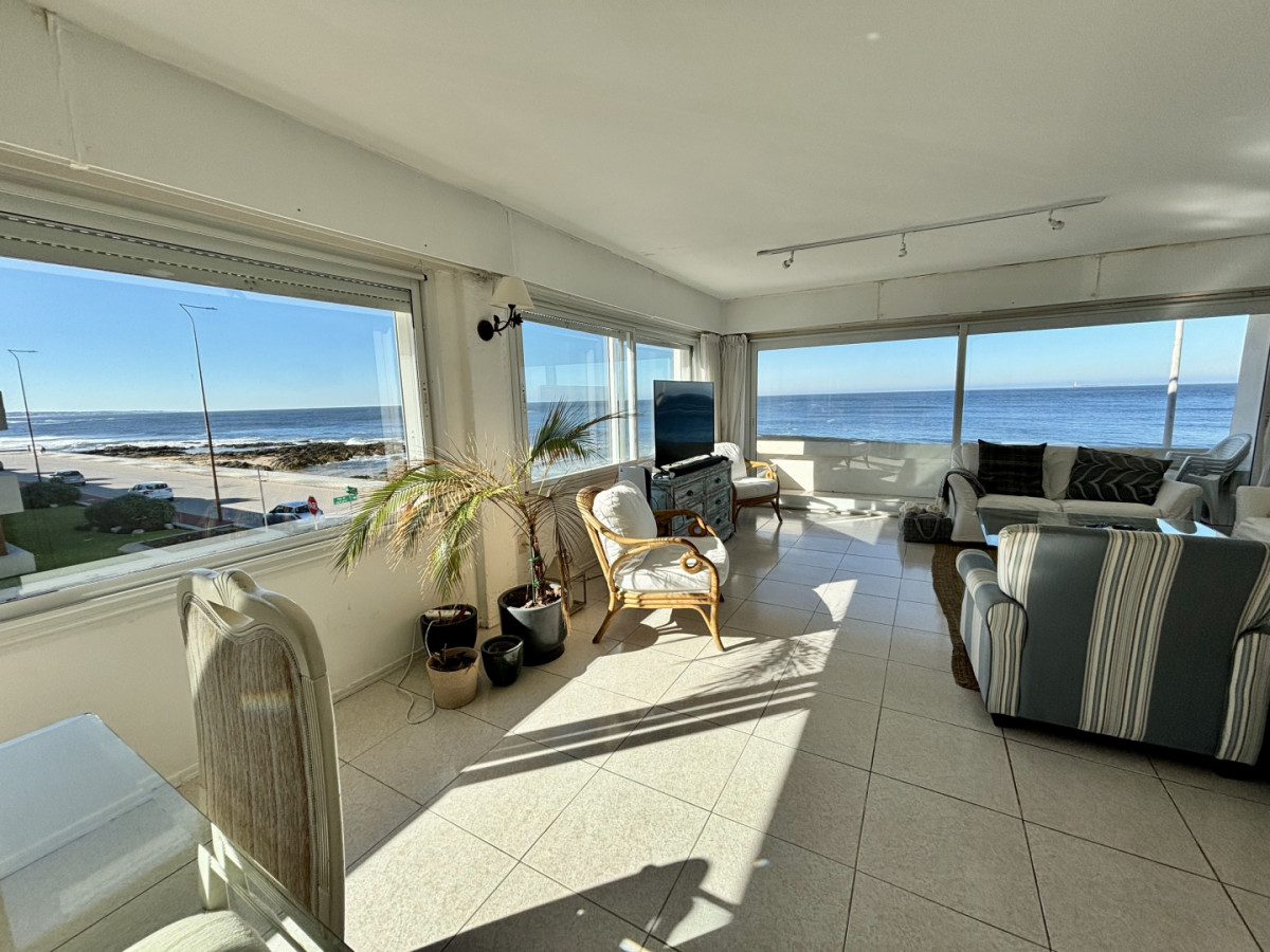 Imagen de Dúplex frente al mar en Península | 4 dormitorios, garaje y excelente vista