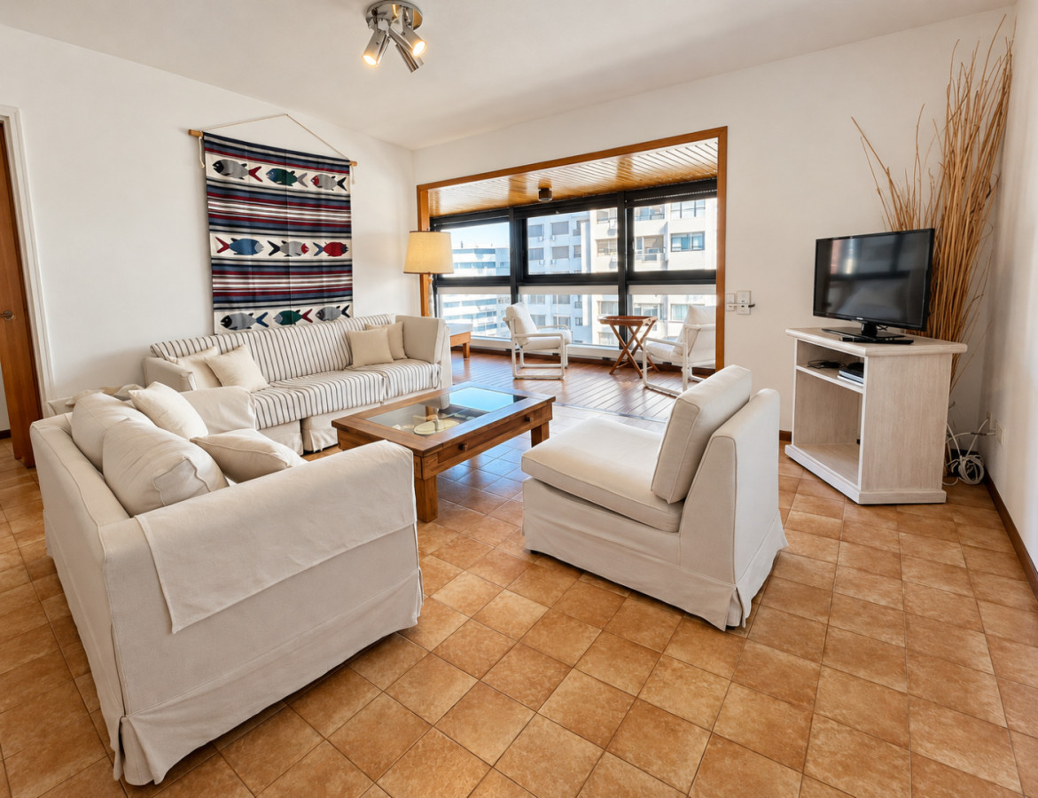 Imagen de Parada 1 de Playa Brava, frente a Los Dedos | 2 dorm y 2 baños | Venta OFERTA.