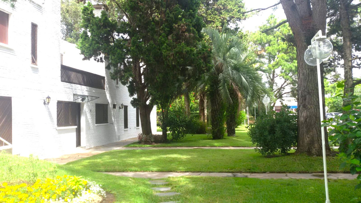 Imagen de Apartamento en venta | Parque Club, 2 dormitorios y 2 baños, 76 m². Ubicación: Roosevelt, Punta del Este