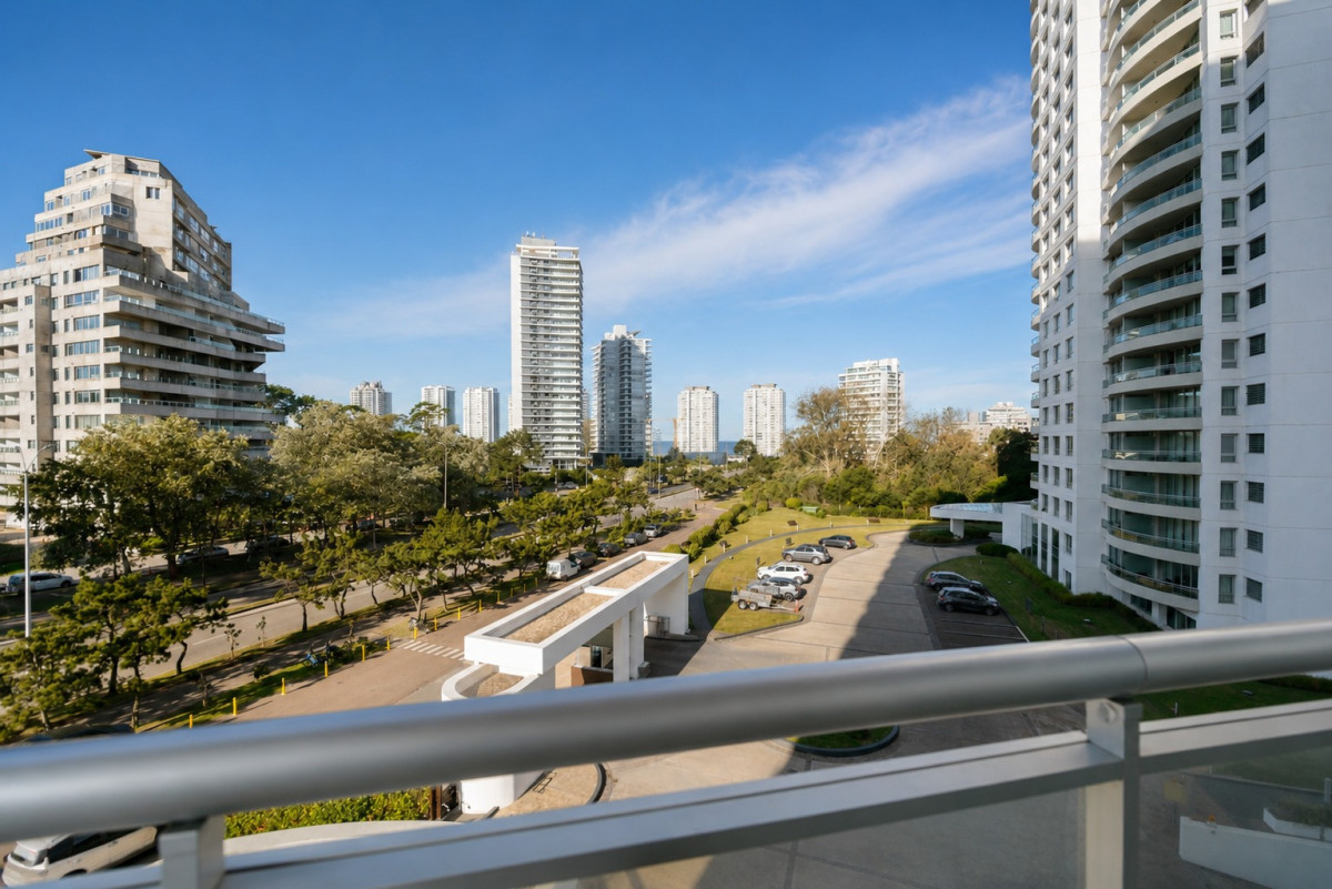 Imagen de  Apartamento de 3 Suites a Pasos del Mar en Roosevelt