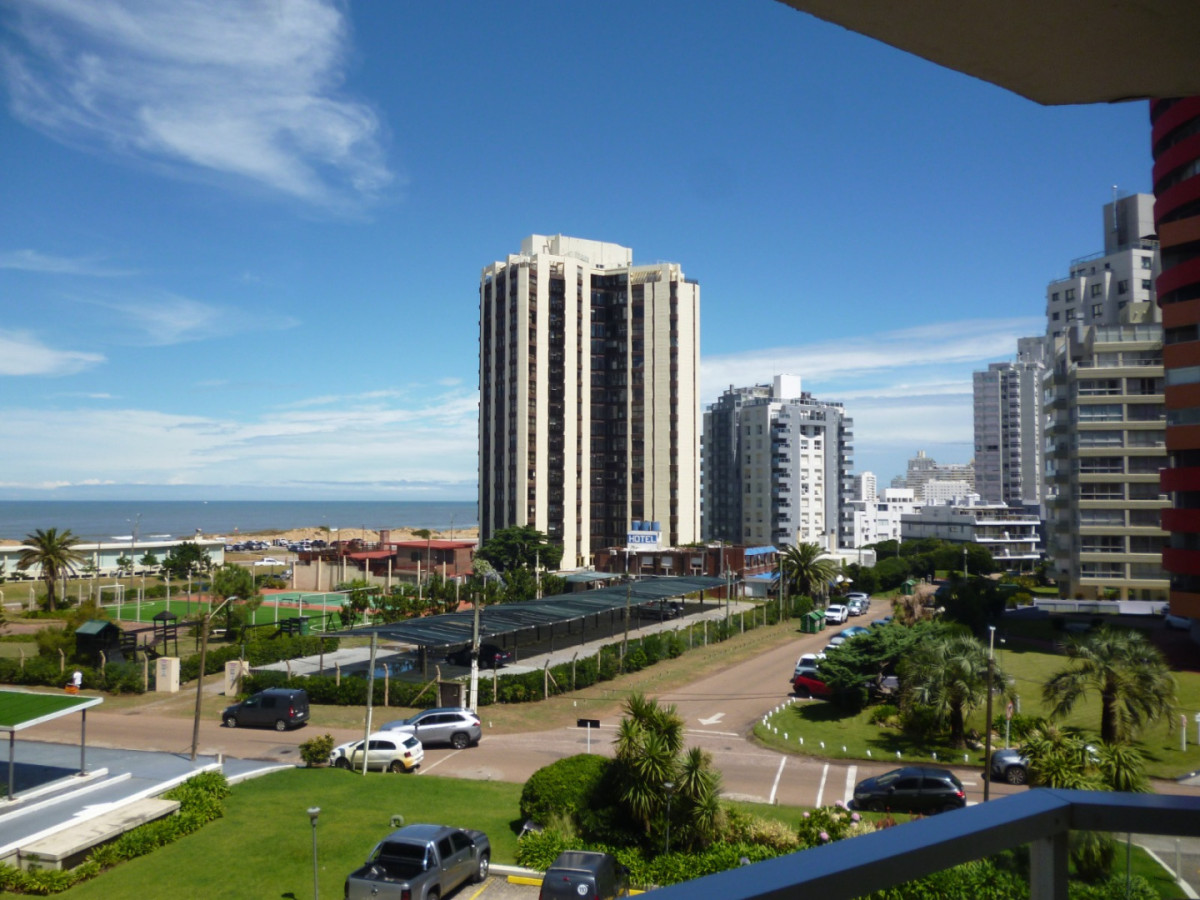 Imagen de Apartamento en Venta sobre Avda. Chiverta