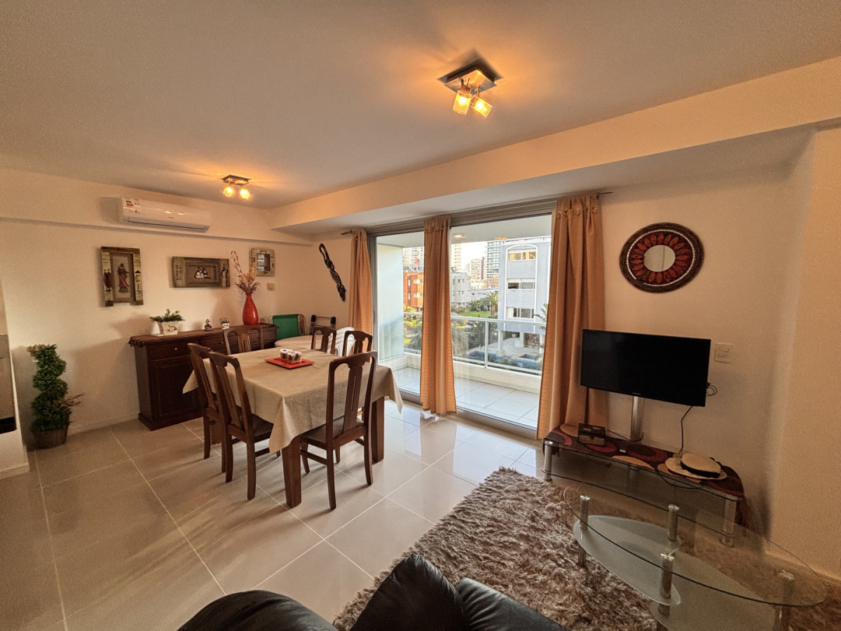 Imagen de Playa Brava - Parada 3 | Apartamento de 1 Dormitorio y Medio | Punta del Este