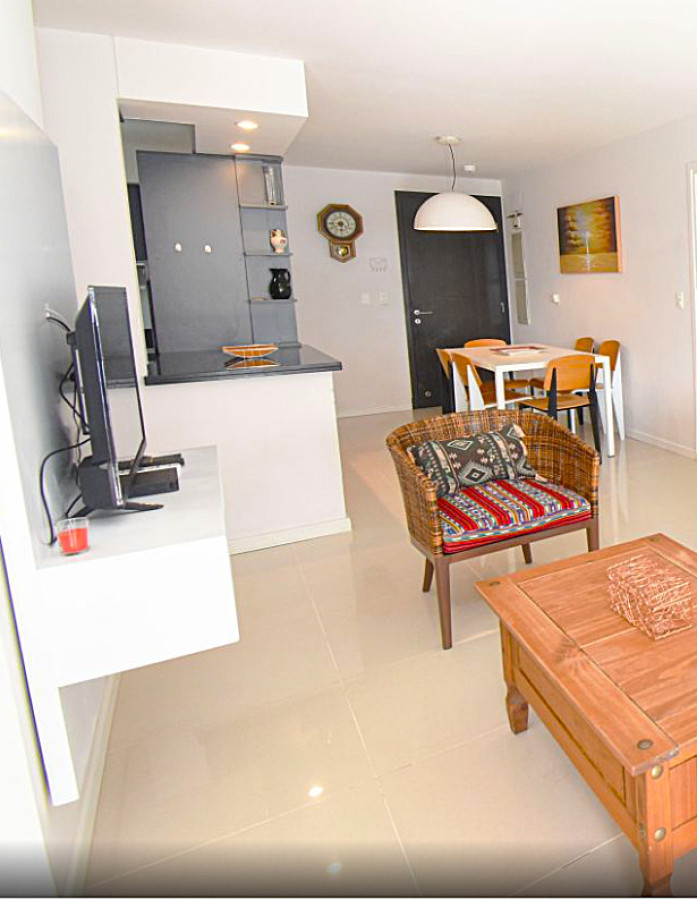 Imagen de Apartamento en venta | 2 dormitorios, suite y lavadero, a 50 m de Playa Brava en Icon Brava Tower. Ubicación: Aidy Grill, Punta del Este