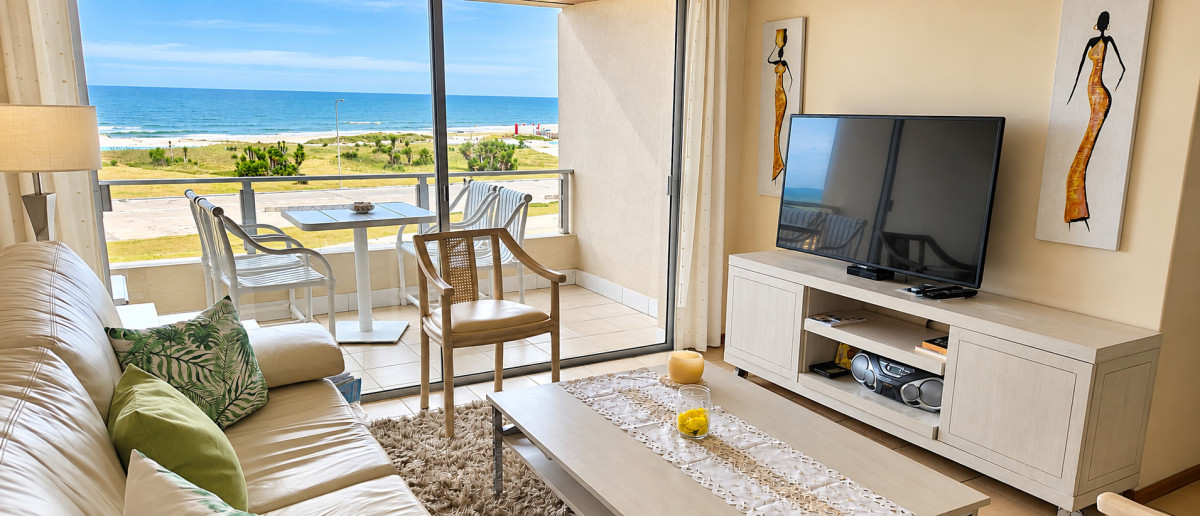 Imagen de Apartamento en primera línea en venta!!