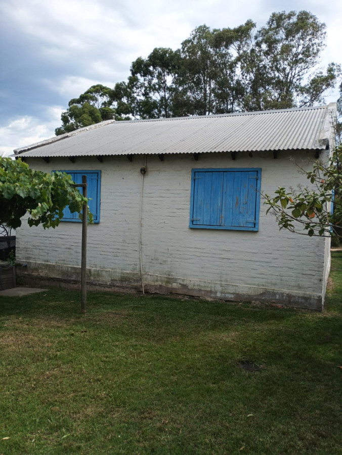 Casa de 2 Dormitorios | Alquiler Anual | Balneario Buenos Aires.