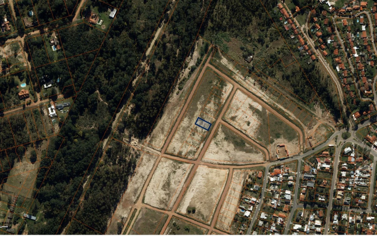 Terreno 600 m² en Sausalito, Maldonado · A 800 m del mar · Ley de Vivienda Promovida