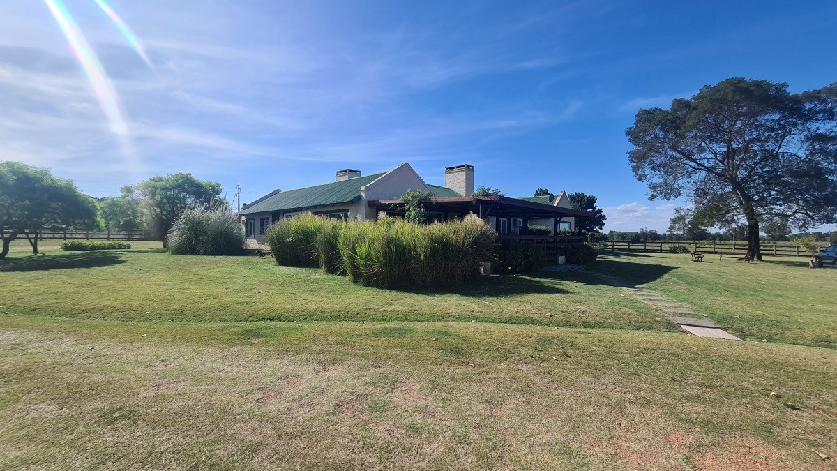 CHACRA EN VENTA EN LA PATAIA 4 DORMITORIOS MAS CASA DE CASEROS