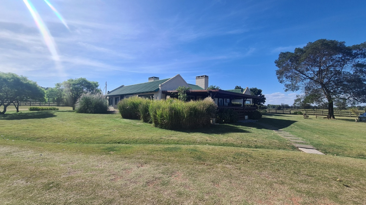 CHACRA EN VENTA EN LA PATAIA 4 DORMITORIOS MAS CASA DE CASEROS