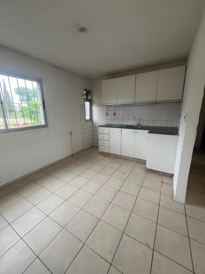 ? 3 Dormitorios con Garaje y Patio | USD 50.000 + Financiación