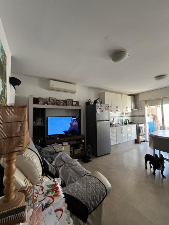 Dúplex con Terraza y Parrillero Exclusivo en el Centro