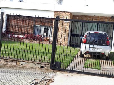 Casa en Alquiler - Carrasco Sur