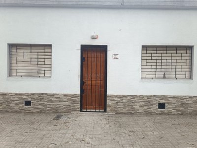 Alquiler casa en Bella vista 