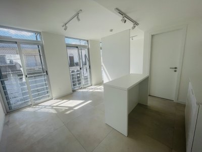 Alquiler monoambiente Villa Muñoz Montevideo B