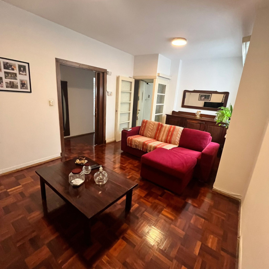 Venta Apartamento 4 Dormitorios Centro Montevideo V 