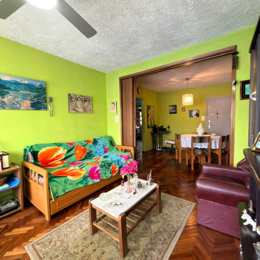 Venta Apartamento 1 Dormitorio con Garaje Aguada Montevideo V 