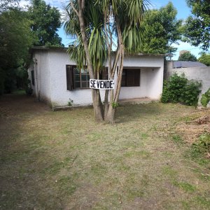 Venta Casa 2 Dormitorios Lezica Montevideo M