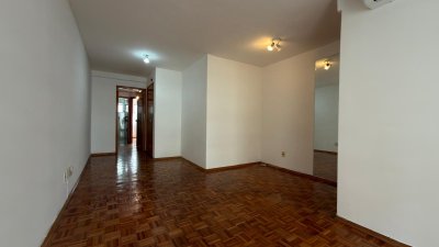 Alquiler apartamento 1 dormitorio con terraza y cocina definida a 2 de Rambla