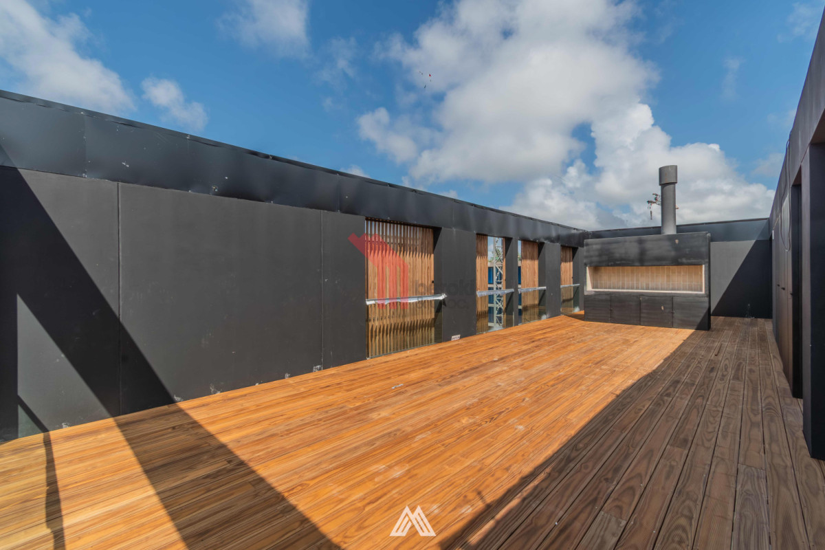 Penthouse de 3 dormitorios en Carrasco