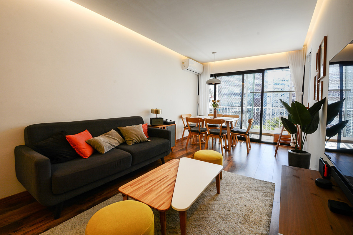 Venta apto 2 dormitorios 2 baños y cochera en Pocitos