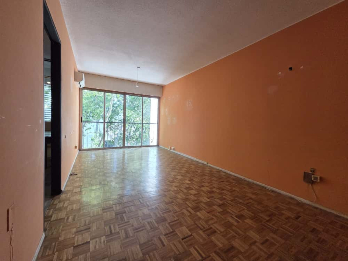 Venta Apartamento Centro 2 Dormitorios y Cocina Definida