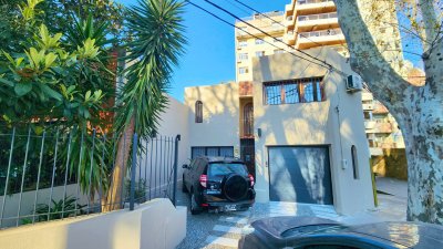 Casa Venta Pocitos 5 Dormitorios 3 Baños Garage 2 autos
