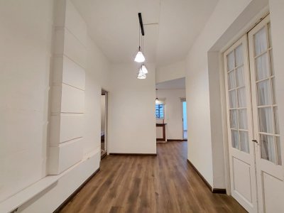 venta casa 3 dormitorios, 2 baños, garaje, Prado