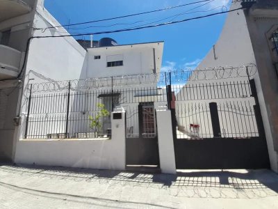 Venta casa residencia, 15 dormitorios, 16 baños, en Reducto