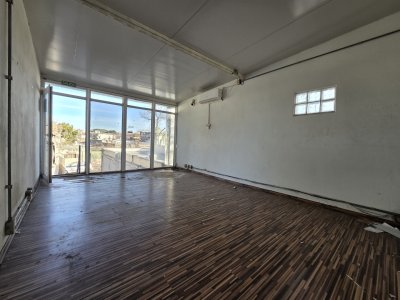 Alquiler Local Comercial o Depósito Jacinto Vera Con Entrada de Camiones