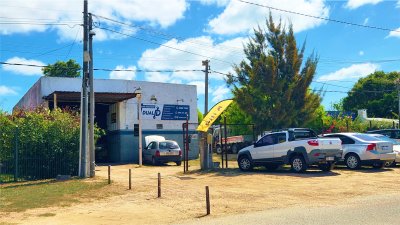 Local Nave Comercial Gran Terreno Padrón Único Lagomar