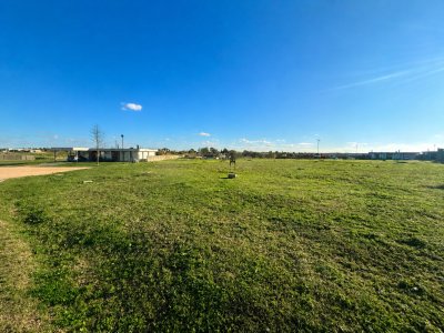 Venta terrenos en barrio privado La Juana desde USD 85.000