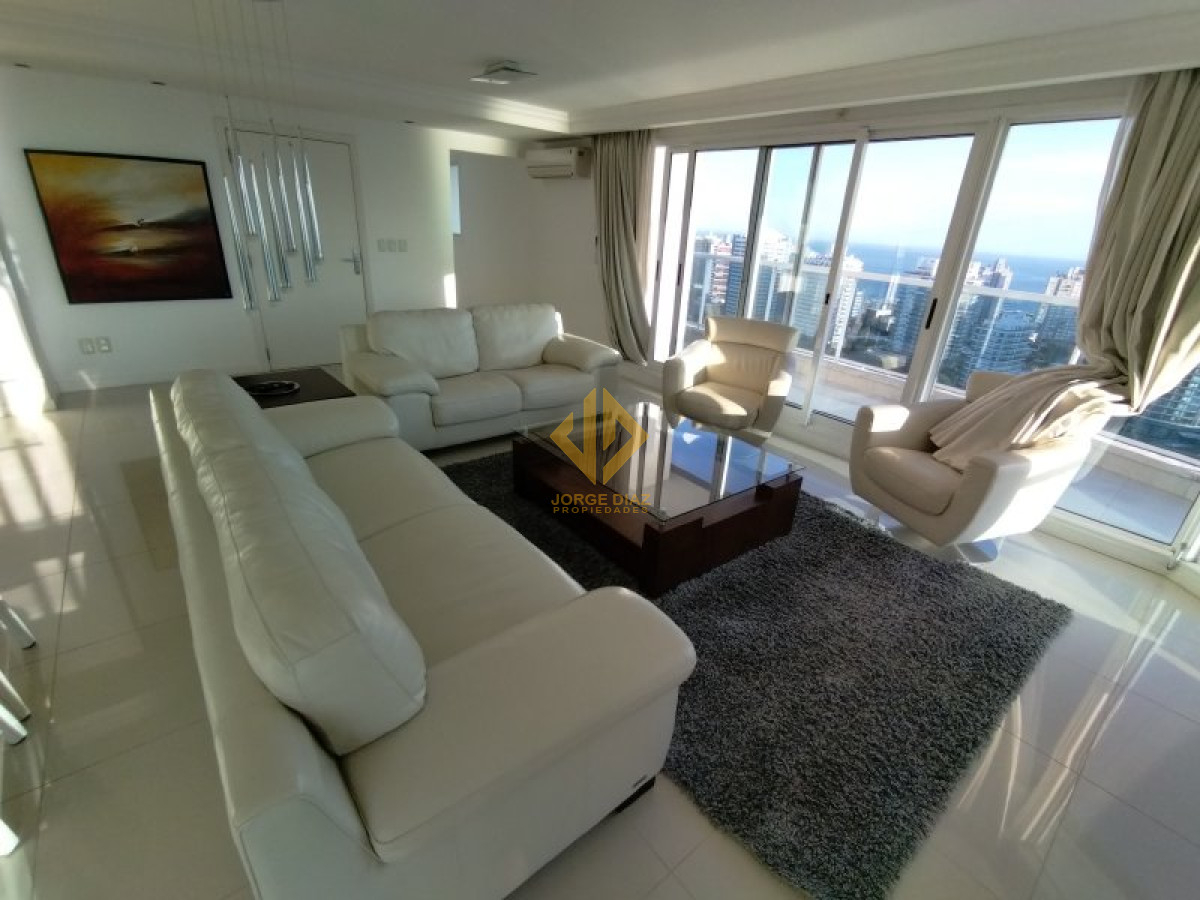Aidy Grill - GoPunta - Portal Inmobiliario de Punta del Este - Maldonado
