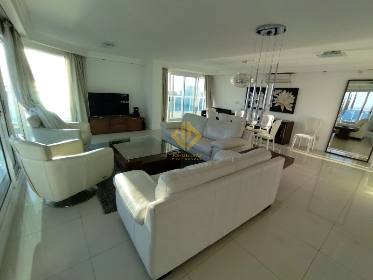 Aidy Grill - GoPunta - Portal Inmobiliario de Punta del Este - Maldonado