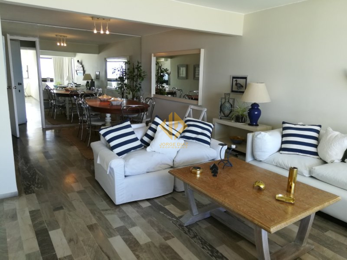 Brava - GoPunta - Portal Inmobiliario de Punta del Este - Maldonado
