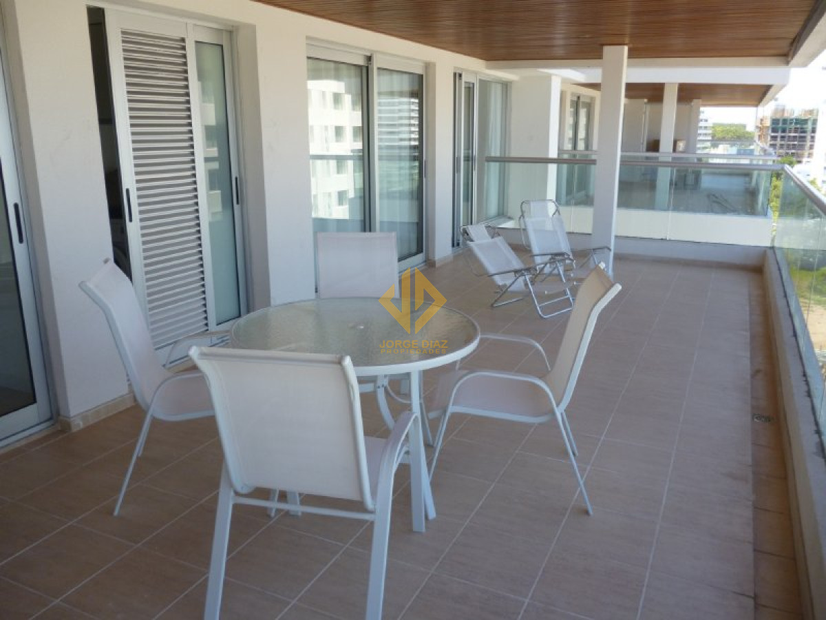 Brava - GoPunta - Portal Inmobiliario de Punta del Este - Maldonado