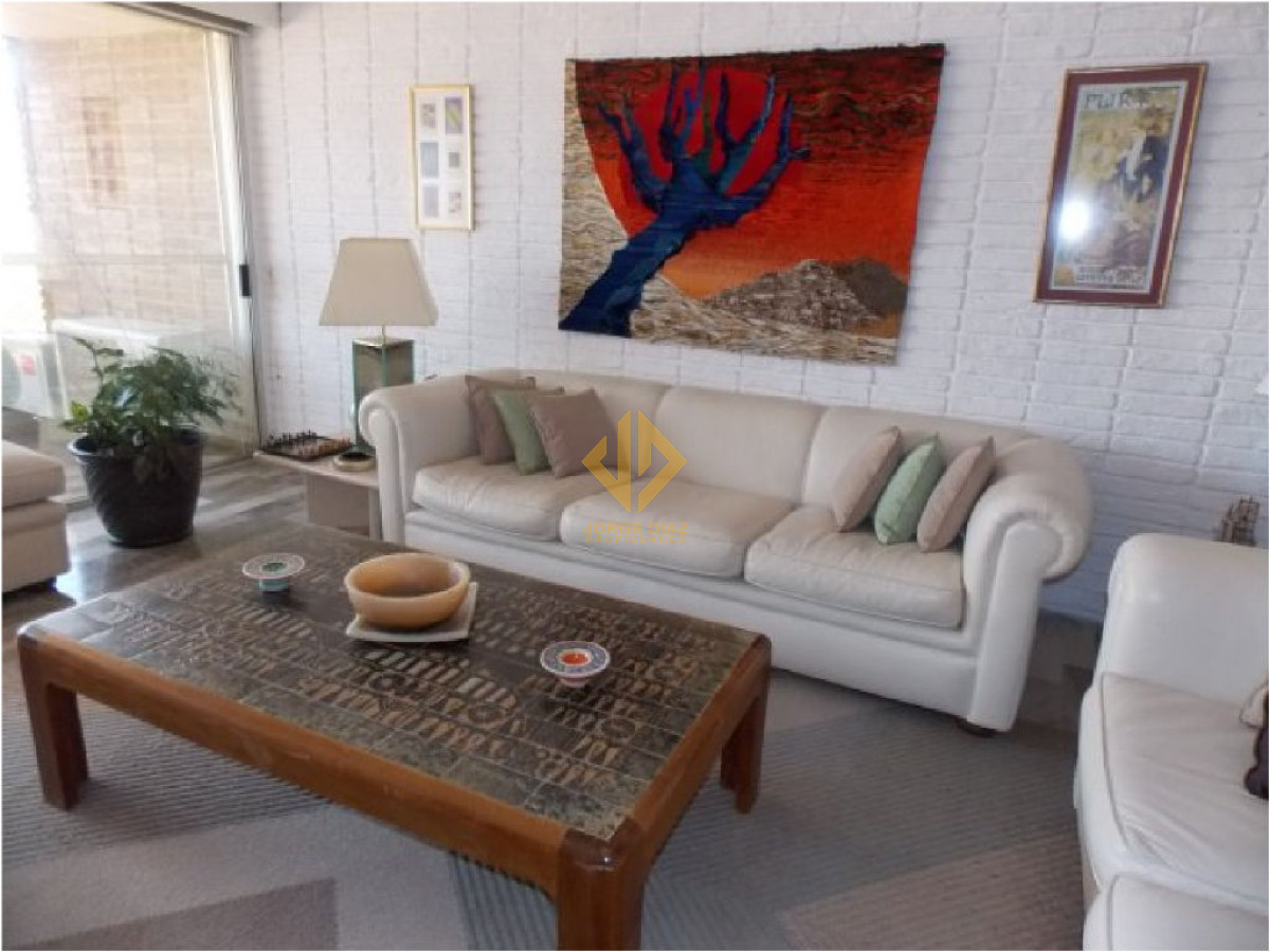 Mansa - GoPunta - Portal Inmobiliario de Punta del Este - Maldonado