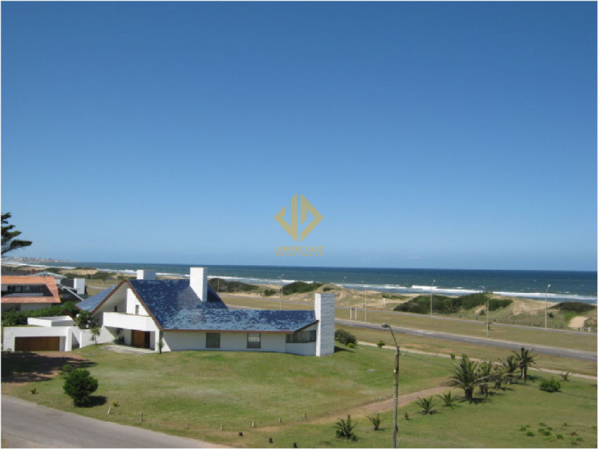 Brava - GoPunta - Portal Inmobiliario de Punta del Este - Maldonado