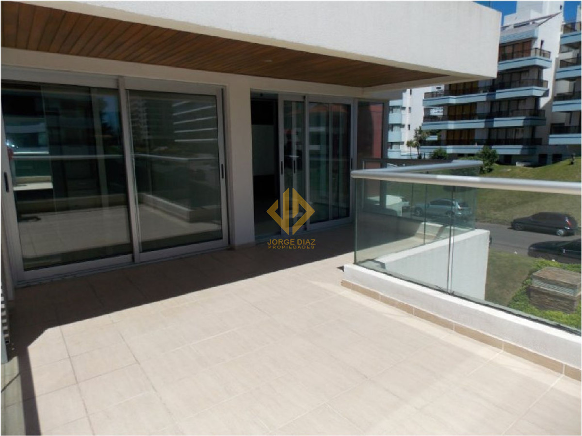 Brava - GoPunta - Portal Inmobiliario de Punta del Este - Maldonado