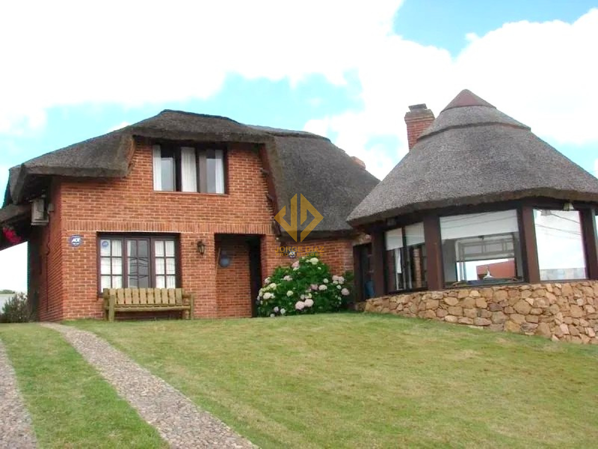 El Chorro - GoPunta - Portal Inmobiliario de Punta del Este - Maldonado