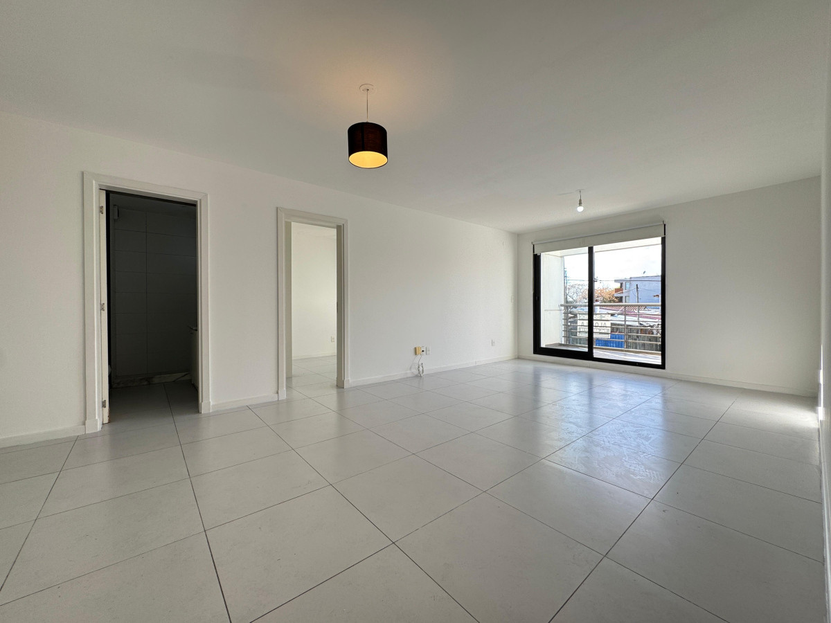 Departamento en VENTA, Maldonado, centro.