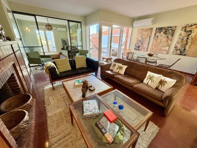 ALQUILER ANUAL 3 DORM - Departamento único a pasos del Puerto