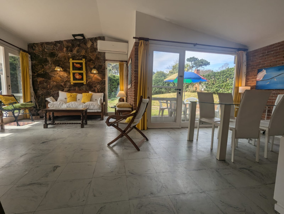 Casa 3 dormitorios 2 baños Invernal