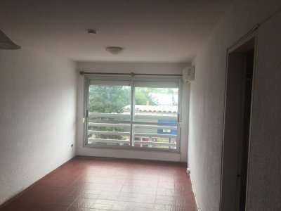 VENTA APARTAMENTO CENTRO MALDONADO