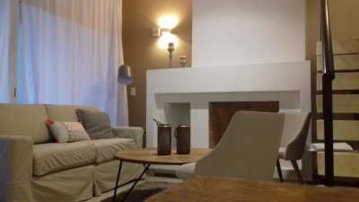 MODERNO APARTAMENTO DE 3 DORMITORIOS CON AZOTEA EN MANANTIALES 